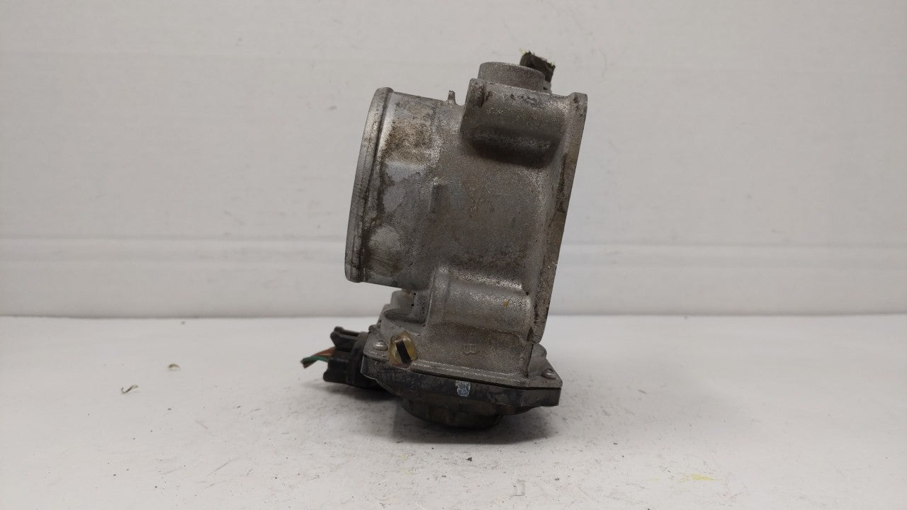 2013-2019 Nissan Sentra Throttle Body P/N:3RA60-01 C 3RA60-01 E, 3RA60-01 D Fits Fits 2013 2014 2015 2016 2017 2018 2019 OEM