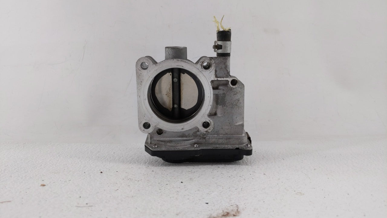 2013-2019 Nissan Sentra Throttle Body P/N:3RA60-01 C 3RA60-01 E, 3RA60-01 D Fits Fits 2013 2014 2015 2016 2017 2018 2019 OEM