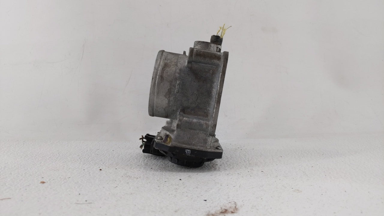 2013-2019 Nissan Sentra Throttle Body P/N:3RA60-01 C 3RA60-01 E, 3RA60-01 D Fits Fits 2013 2014 2015 2016 2017 2018 2019 OEM