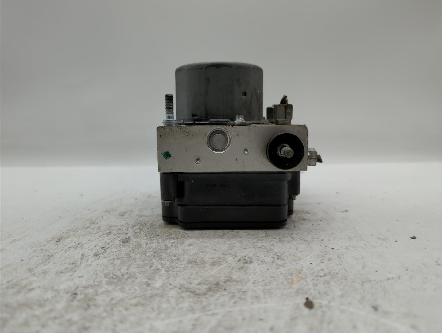 2016-2018 Nissan Sentra ABS Pump Control Module Replacement P/N:47660 5UD0C 47660 4FU0C Fits Fits 2016 2017 2018 OEM Used Au
