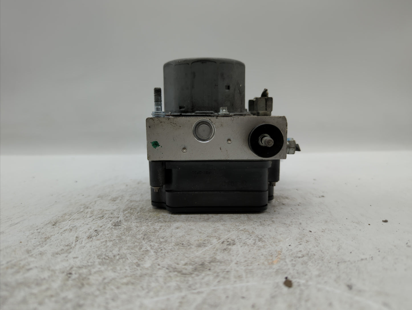2016-2018 Nissan Sentra ABS Pump Control Module Replacement P/N:47660 5UD0C 47660 4FU0C Fits Fits 2016 2017 2018 OEM Used Au
