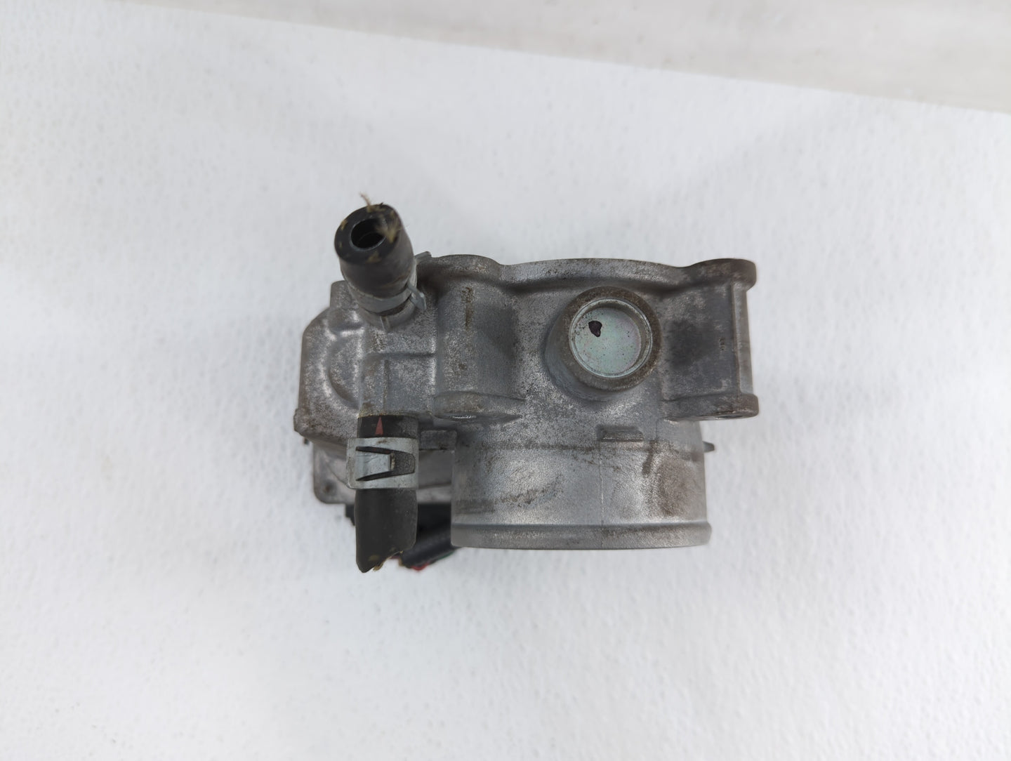 2013-2019 Nissan Sentra Throttle Body P/N:3RA60-01 C 3RA60-01 E, 3RA60-01 D Fits Fits 2013 2014 2015 2016 2017 2018 2019 OEM