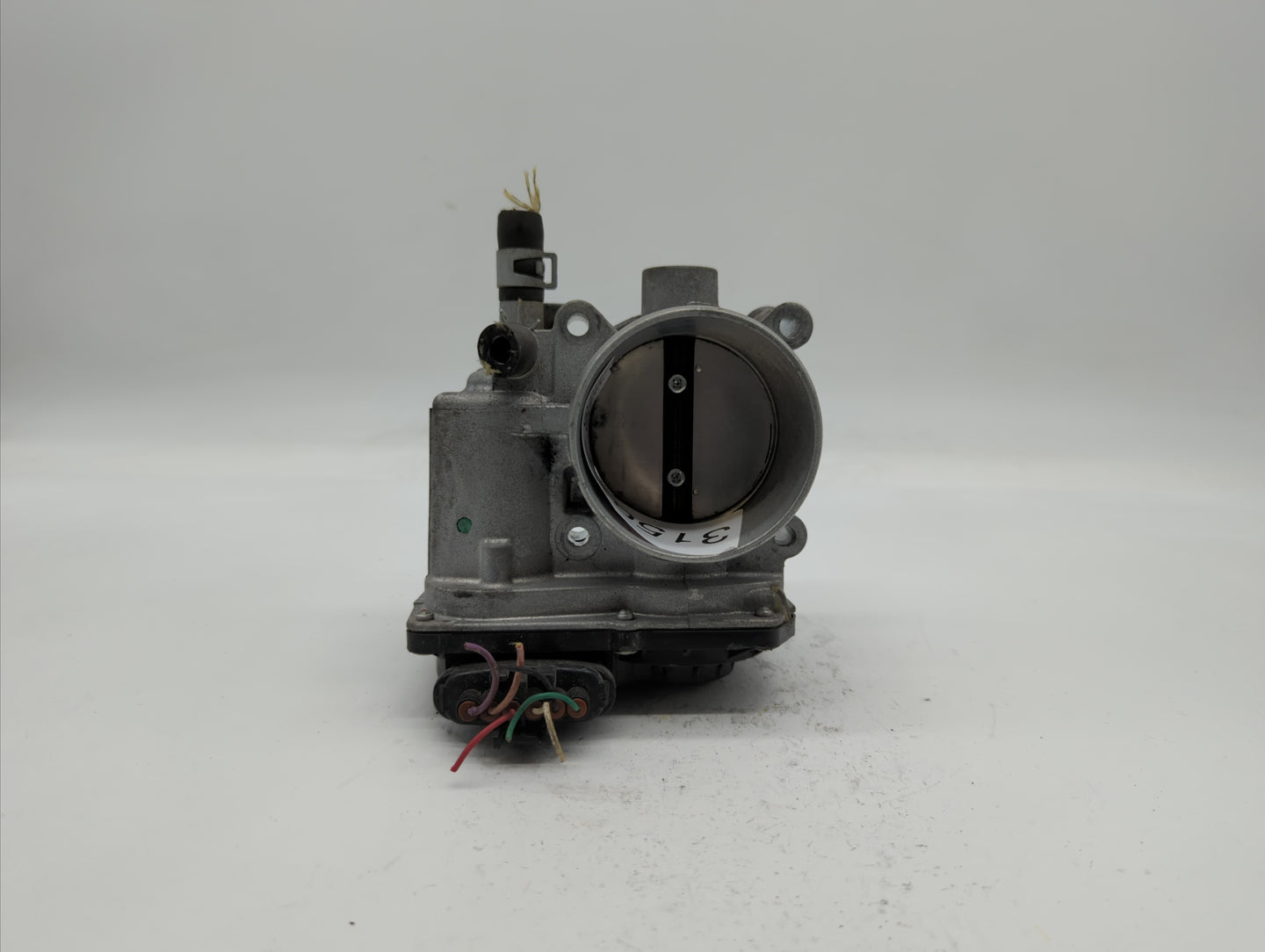 2013-2019 Nissan Sentra Throttle Body P/N:3RA60-01 C 3RA60-01 E, 3RA60-01 D Fits Fits 2013 2014 2015 2016 2017 2018 2019 OEM