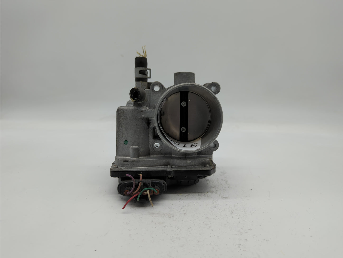 2013-2019 Nissan Sentra Throttle Body P/N:3RA60-01 C 3RA60-01 E, 3RA60-01 D Fits Fits 2013 2014 2015 2016 2017 2018 2019 OEM