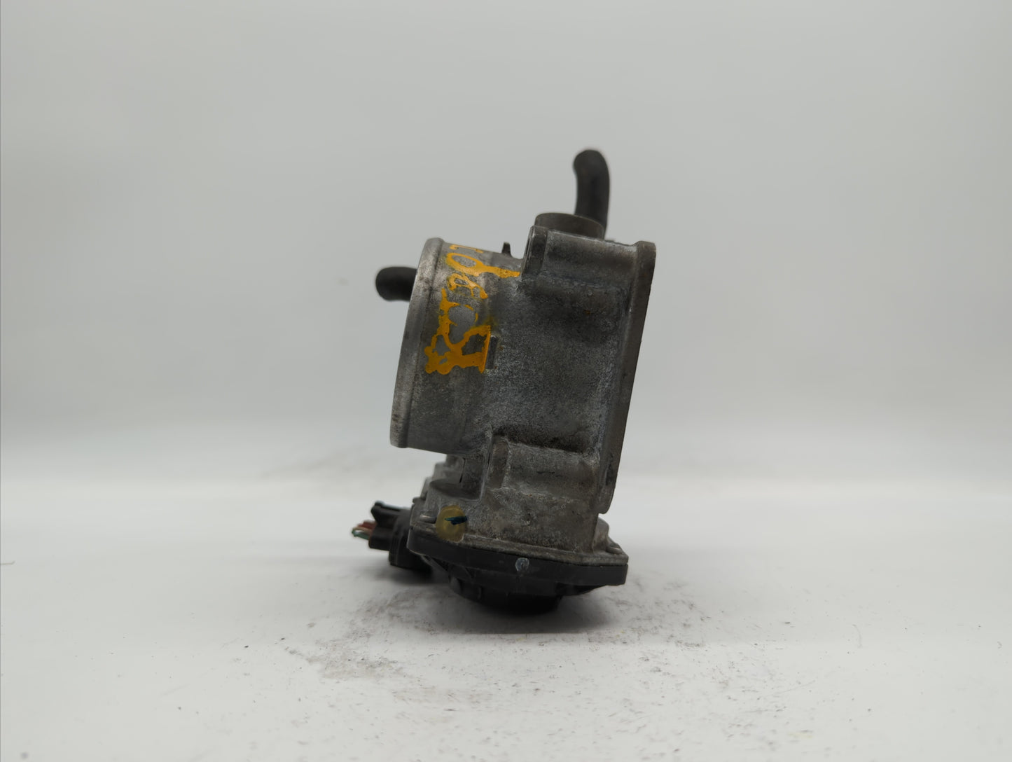 2013-2019 Nissan Sentra Throttle Body P/N:3RA60-01 C 3RA60-01 E, 3RA60-01 D Fits Fits 2013 2014 2015 2016 2017 2018 2019 OEM