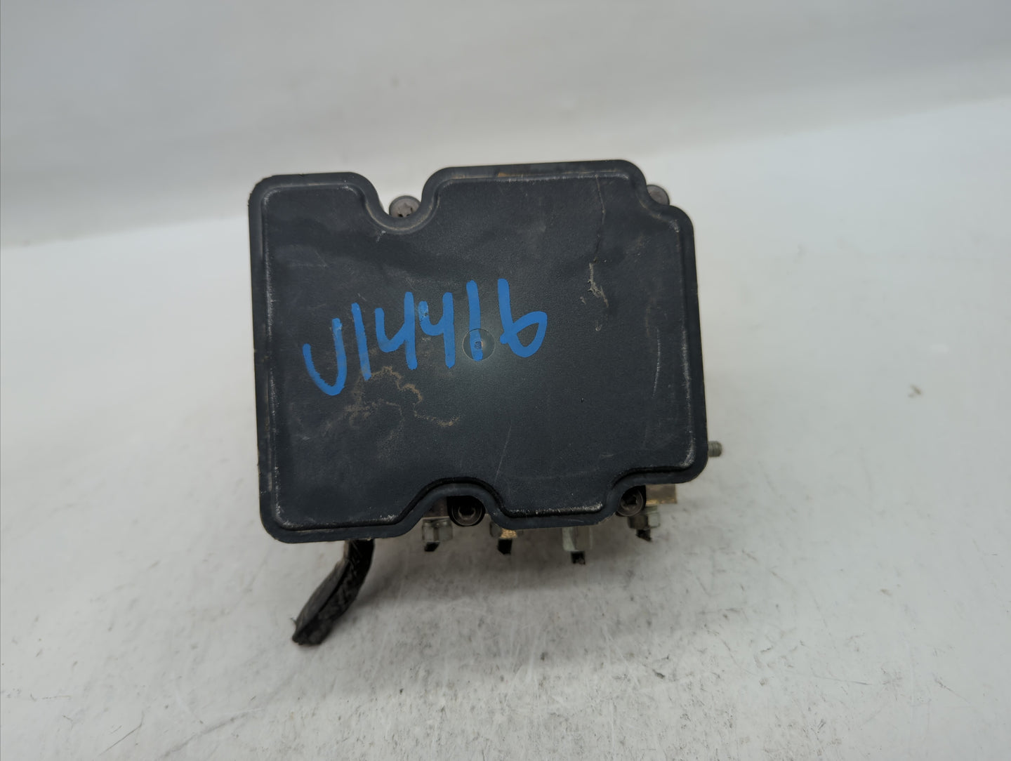 2016-2018 Nissan Sentra ABS Pump Control Module Replacement P/N:47660 5UD0C 47660 4FU0C Fits Fits 2016 2017 2018 OEM Used Au