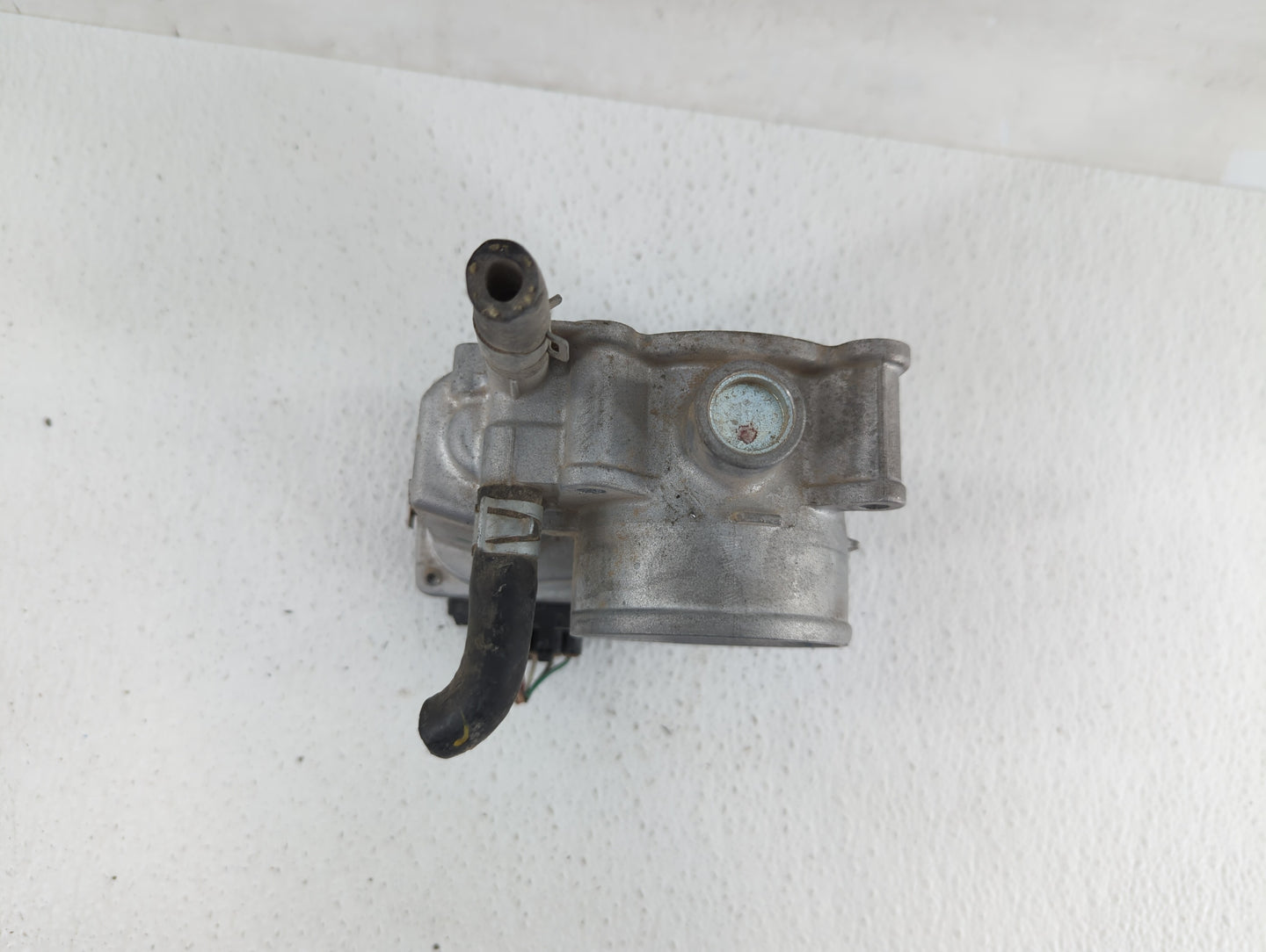 2013-2019 Nissan Sentra Throttle Body P/N:3RA60-01 C 3RA60-01 E, 3RA60-01 D Fits Fits 2013 2014 2015 2016 2017 2018 2019 OEM