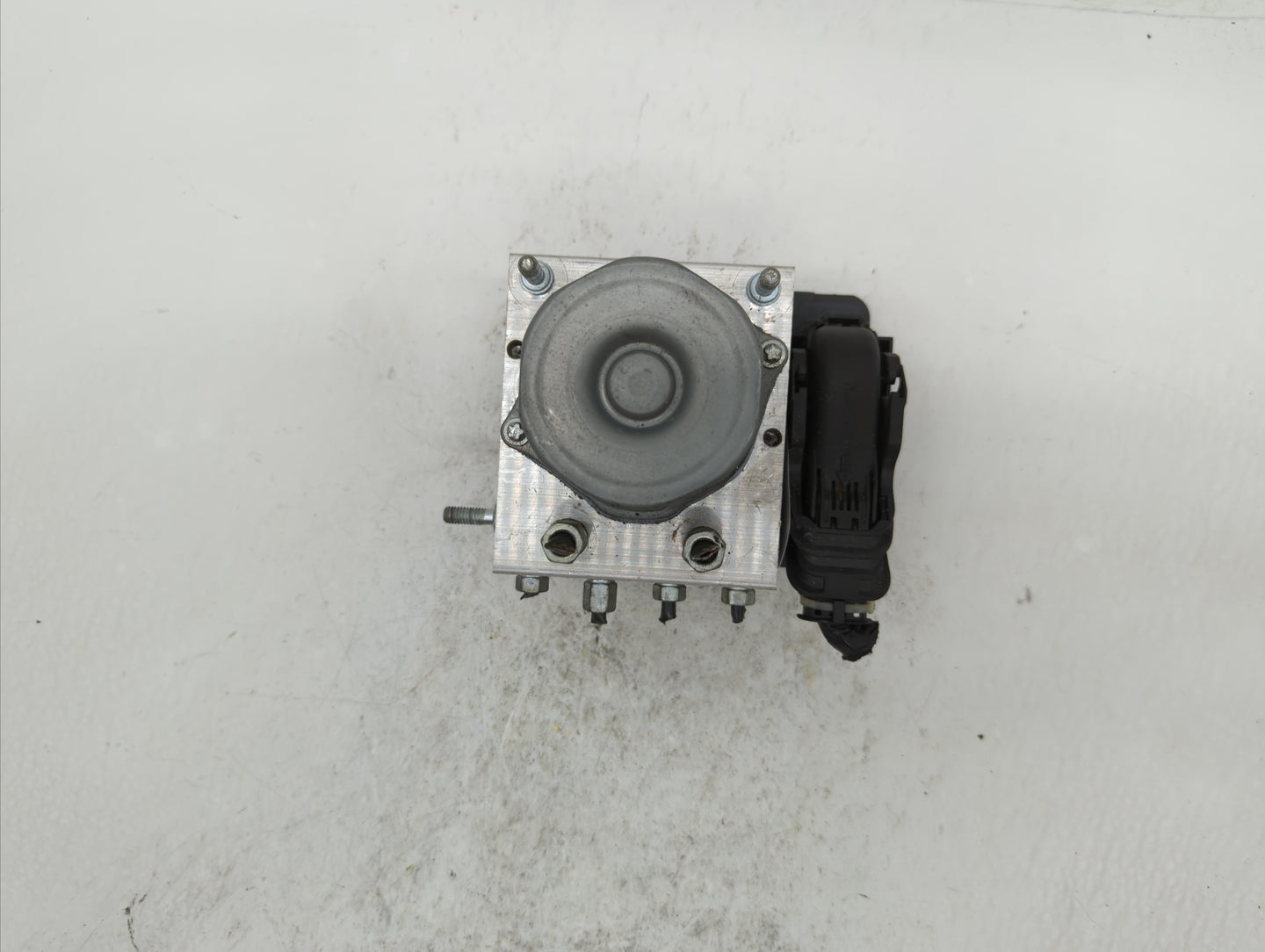 2016-2018 Nissan Sentra ABS Pump Control Module Replacement P/N:47660 5UD0C 47660 4FU0C Fits Fits 2016 2017 2018 OEM Used Au