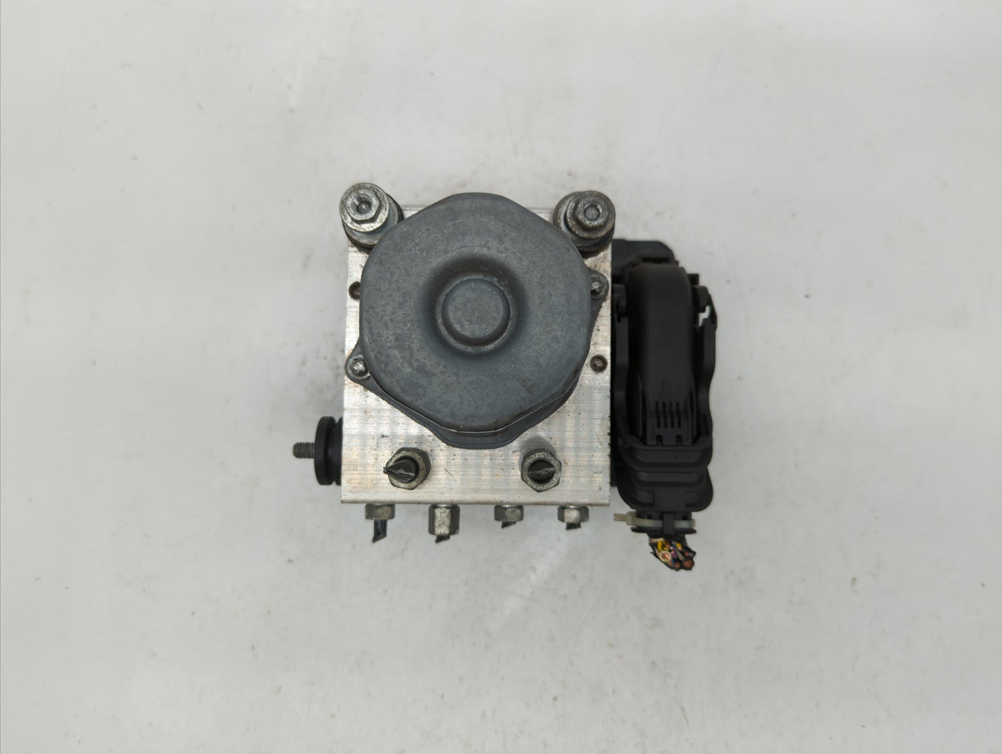 2016-2018 Nissan Sentra ABS Pump Control Module Replacement P/N:47660 5UD0C 47660 4FU0C Fits Fits 2016 2017 2018 OEM Used Au