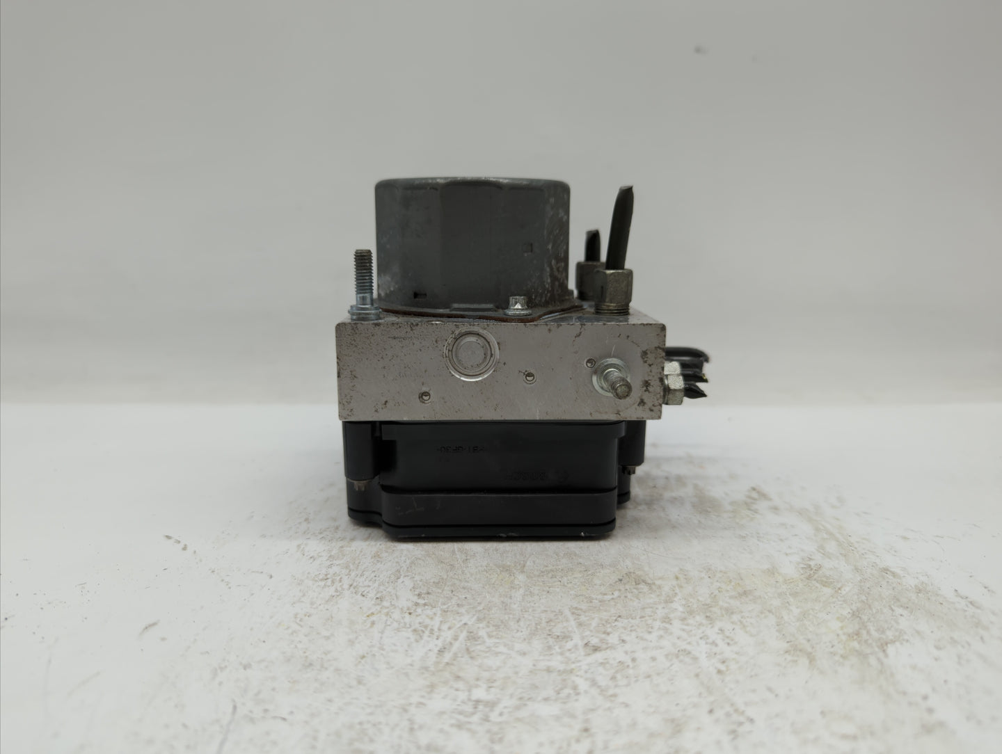2016-2018 Nissan Sentra ABS Pump Control Module Replacement P/N:47660 5UD0C 47660 4FU0C Fits Fits 2016 2017 2018 OEM Used Au