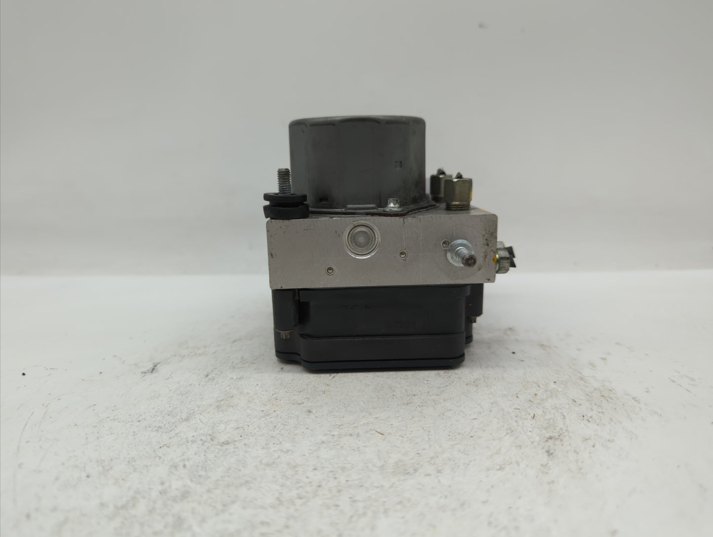 2016-2018 Nissan Sentra ABS Pump Control Module Replacement P/N:47660 5UD0C 47660 4FU0C Fits Fits 2016 2017 2018 OEM Used Au