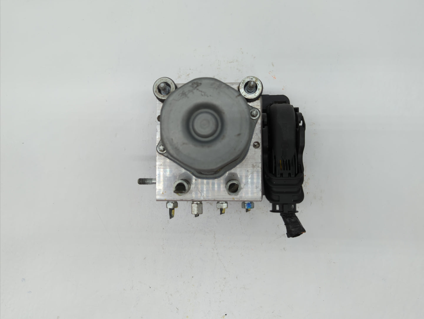 2016-2019 Nissan Sentra ABS Pump Control Module Replacement P/N:47660 4FU0D 47660 4FU0C Fits Fits 2016 2017 2018 2019 OEM Us
