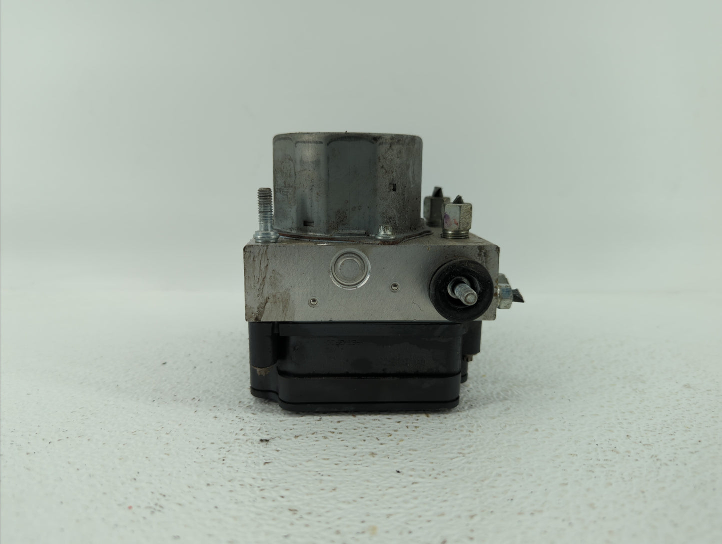 2016-2018 Nissan Sentra ABS Pump Control Module Replacement P/N:47660 5UD0C 47660 4FU0C Fits Fits 2016 2017 2018 OEM Used Au