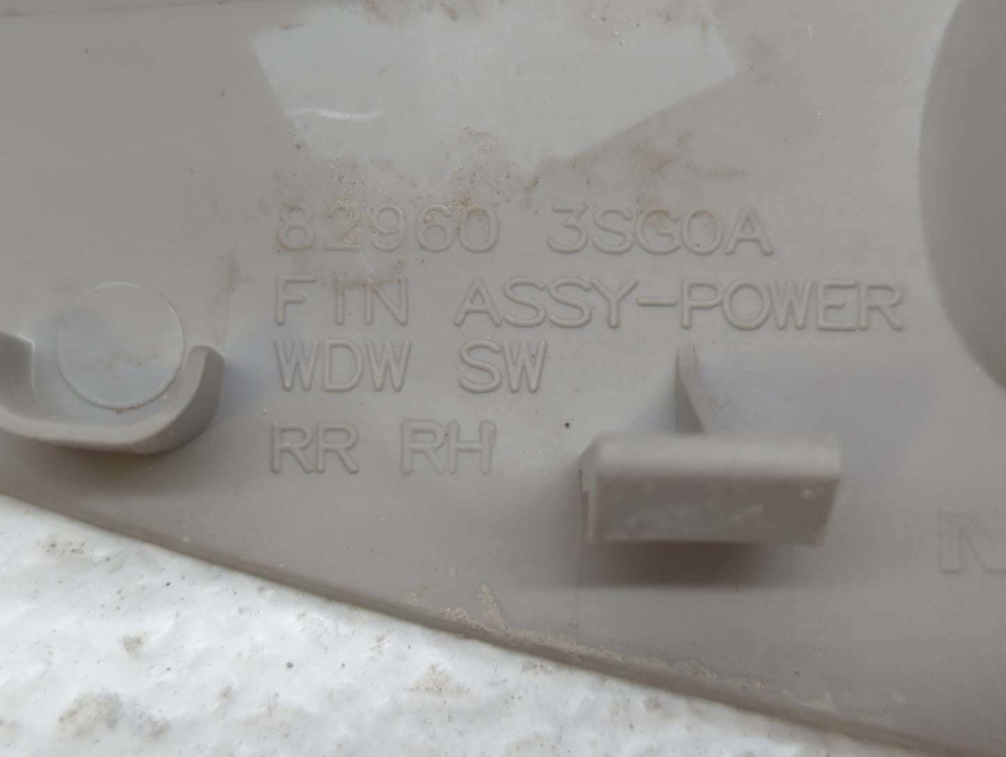 2013-2019 Nissan Sentra Passenger Right Rear Power Window Switch - Oemusedautoparts1.com