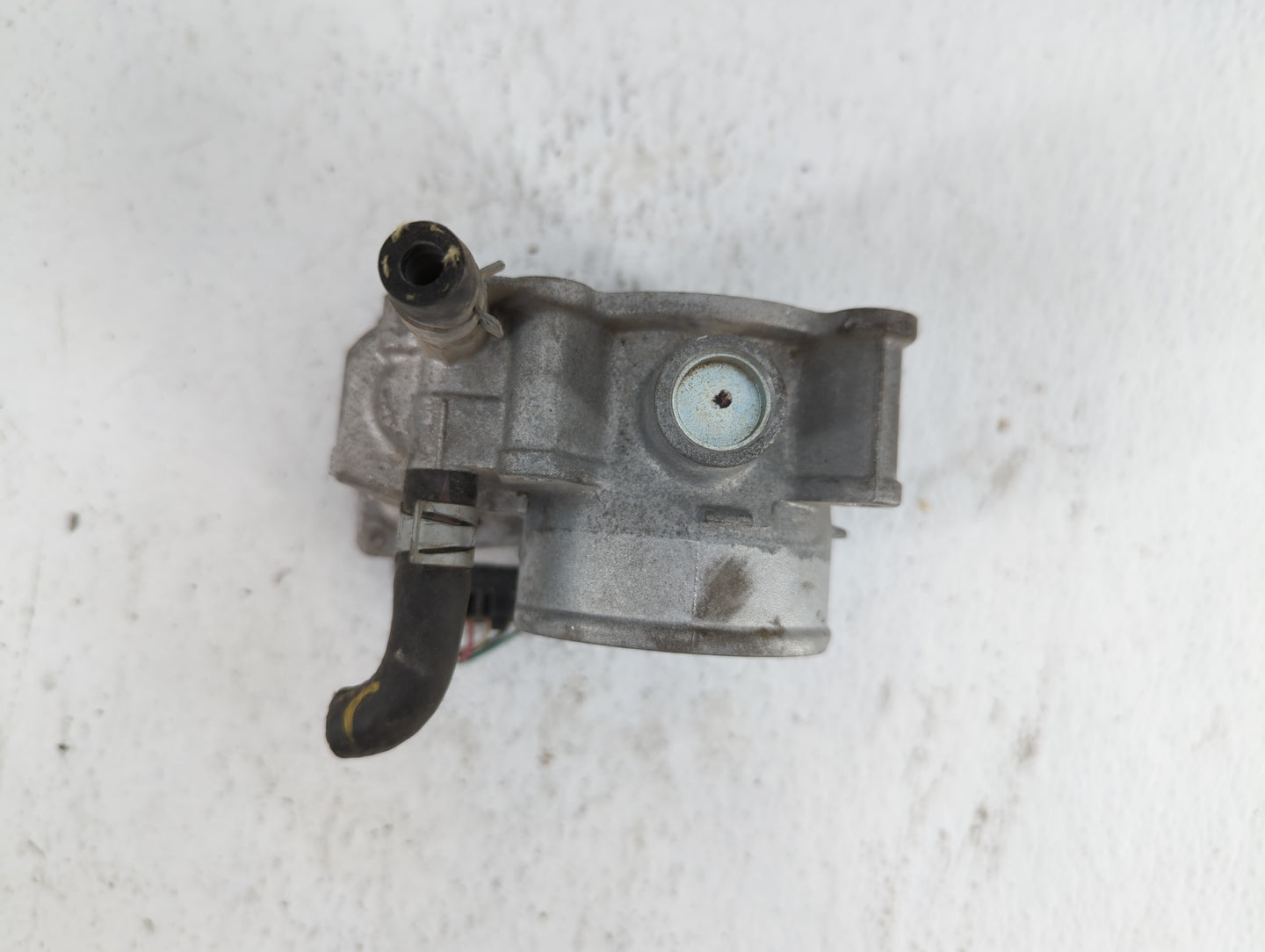 2013-2019 Nissan Sentra Throttle Body P/N:3RA60-01 C 3RA60-01 E, 3RA60-01 D Fits Fits 2013 2014 2015 2016 2017 2018 2019 OEM