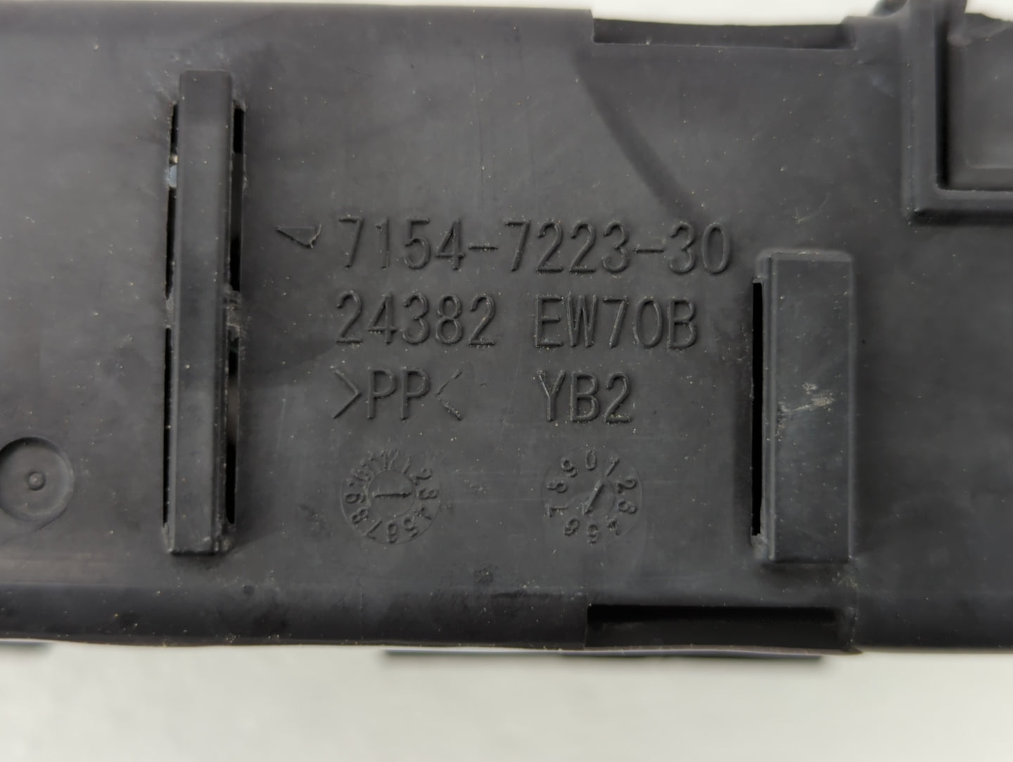 2013-2019 Nissan Sentra Fusebox Fuse Box Panel Relay Module P/N:284B7 3RA3B 284B7 3RA3E Fits OEM Used Auto Parts - Oemusedau