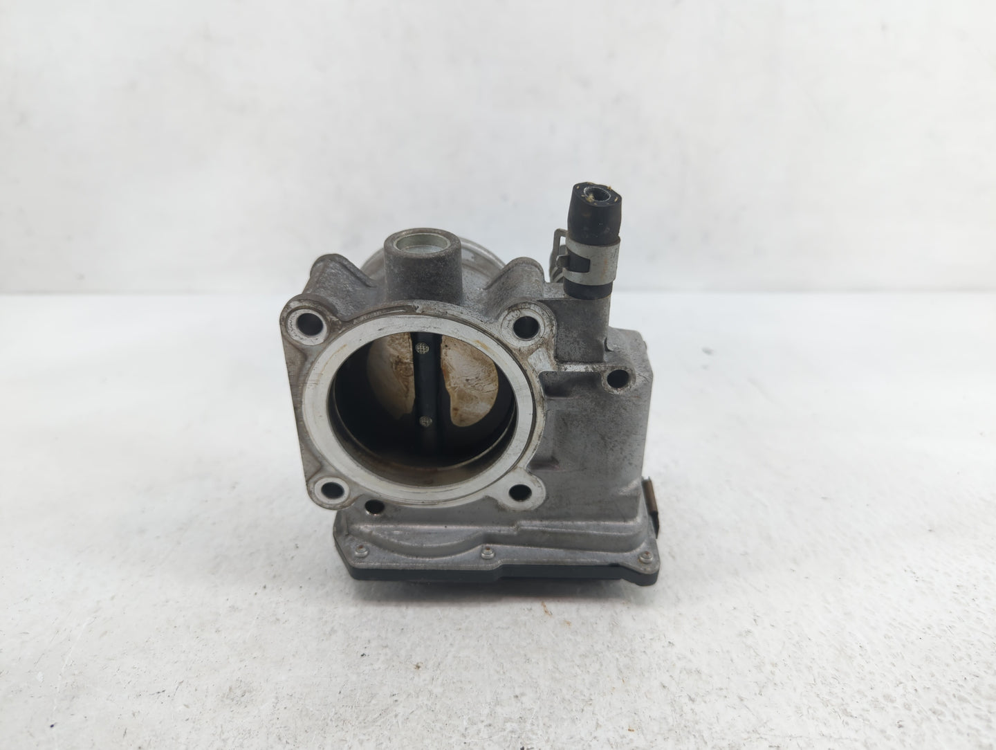 2013-2019 Nissan Sentra Throttle Body P/N:ERA60-01 Fits Fits 2013 2014 2015 2016 2017 2018 2019 OEM Used Auto Parts - Oemuse