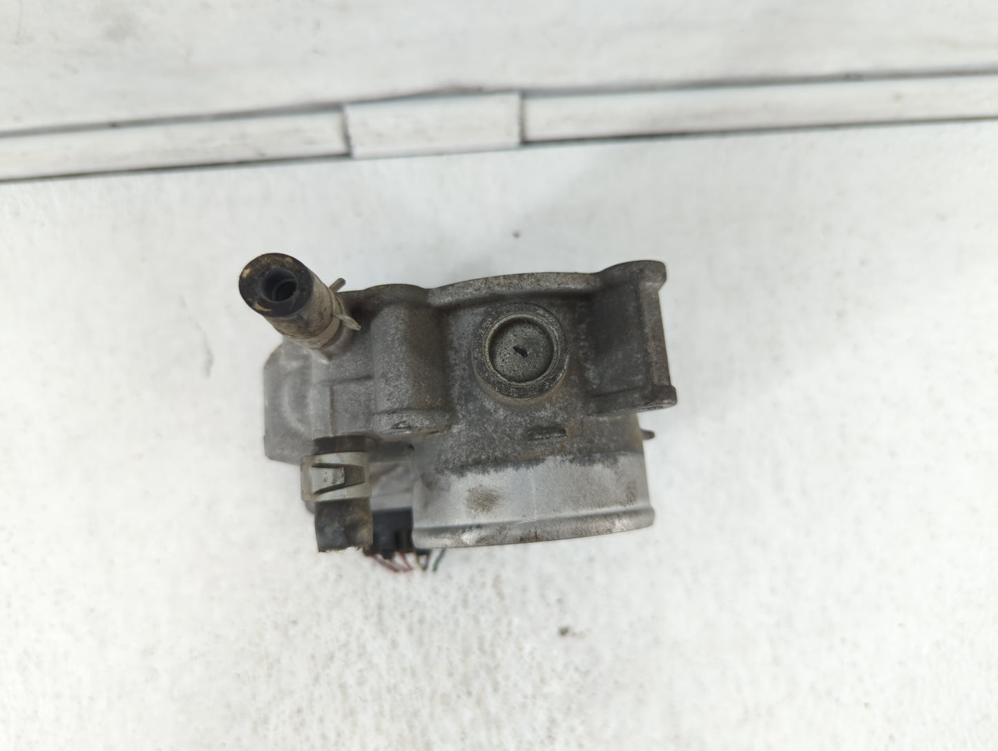 2013-2019 Nissan Sentra Throttle Body P/N:3RA60-01 C 3RA60-01 E, 3RA60-01 D Fits Fits 2013 2014 2015 2016 2017 2018 2019 OEM