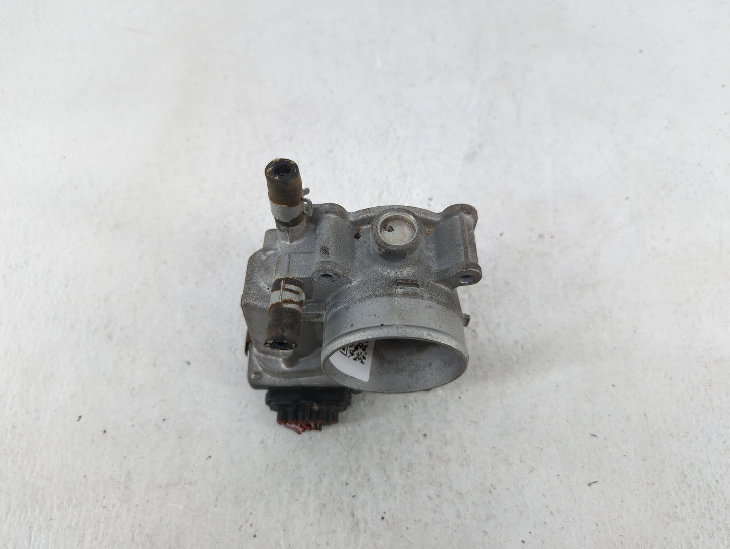 2013-2019 Nissan Sentra Throttle Body P/N:3RA60-01 C 3RA60-01 E, 3RA60-01 D Fits Fits 2013 2014 2015 2016 2017 2018 2019 OEM