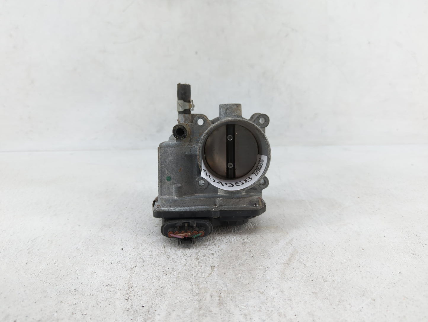 2013-2019 Nissan Sentra Throttle Body P/N:3RA60-01 C 3RA60-01 E, 3RA60-01 D Fits Fits 2013 2014 2015 2016 2017 2018 2019 OEM