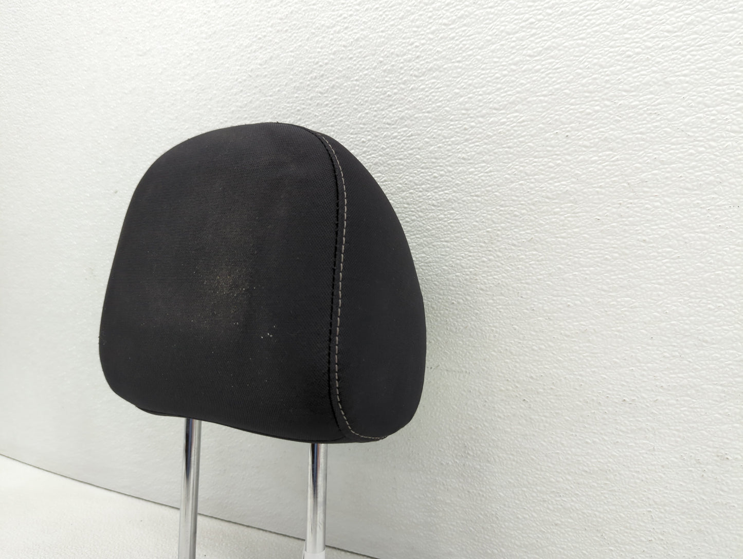 2017-2019 Nissan Sentra Headrest Head Rest Front Driver Passenger Seat - Oemusedautoparts1.com
