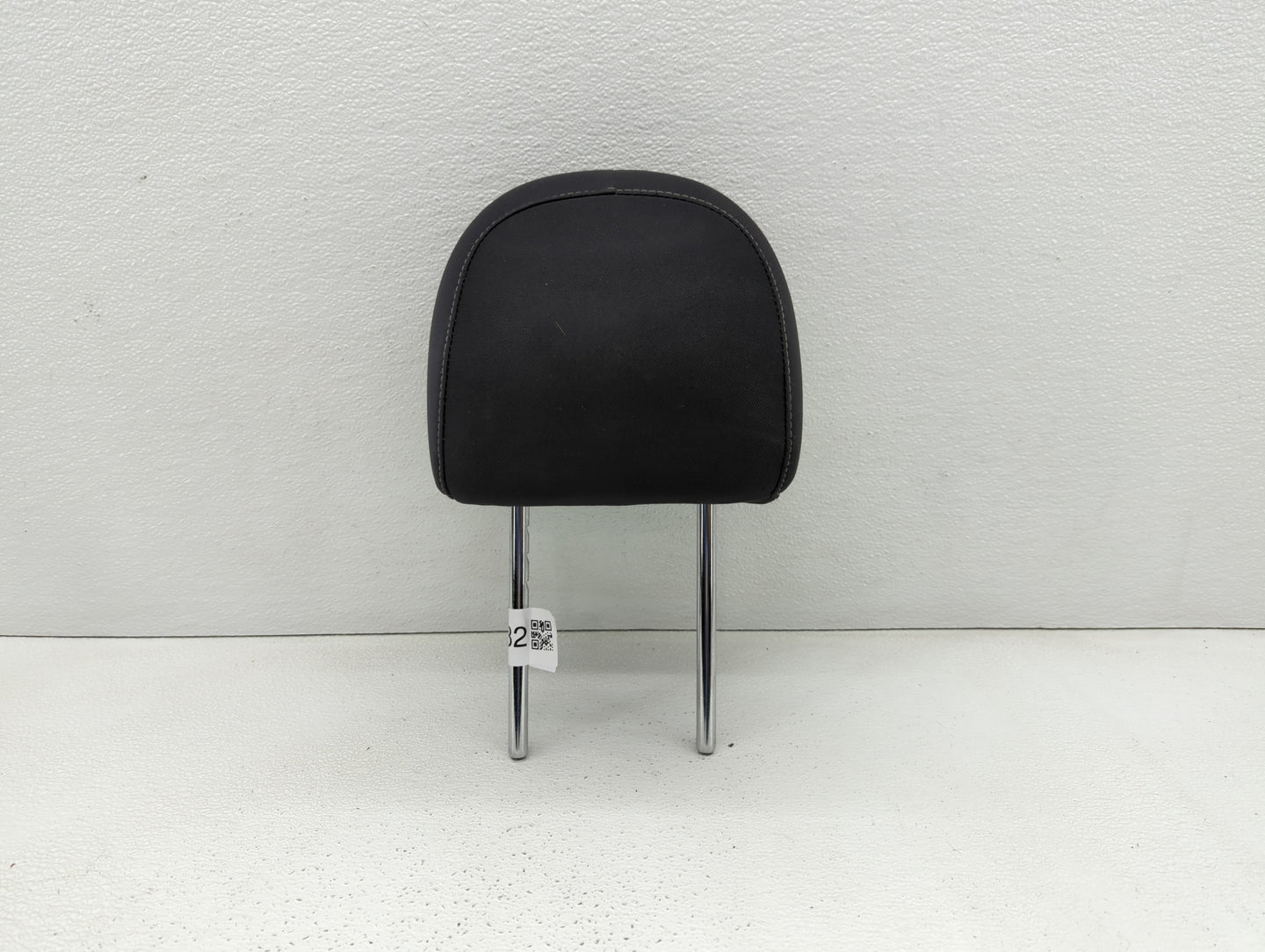 2017-2019 Nissan Sentra Headrest Head Rest Front Driver Passenger Seat - Oemusedautoparts1.com