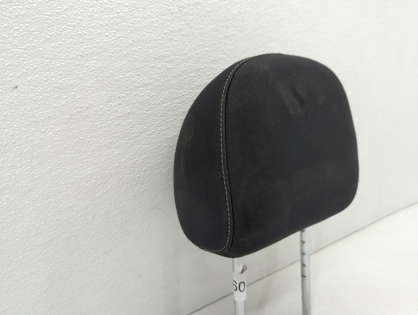 2016-2017 Nissan Sentra Headrest Head Rest Front Driver Passenger Seat - Oemusedautoparts1.com