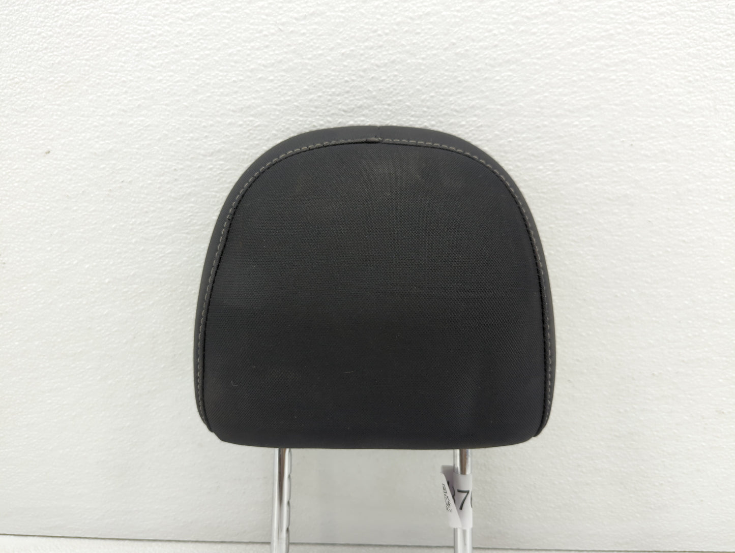2016-2017 Nissan Sentra Headrest Head Rest Front Driver Passenger Seat - Oemusedautoparts1.com