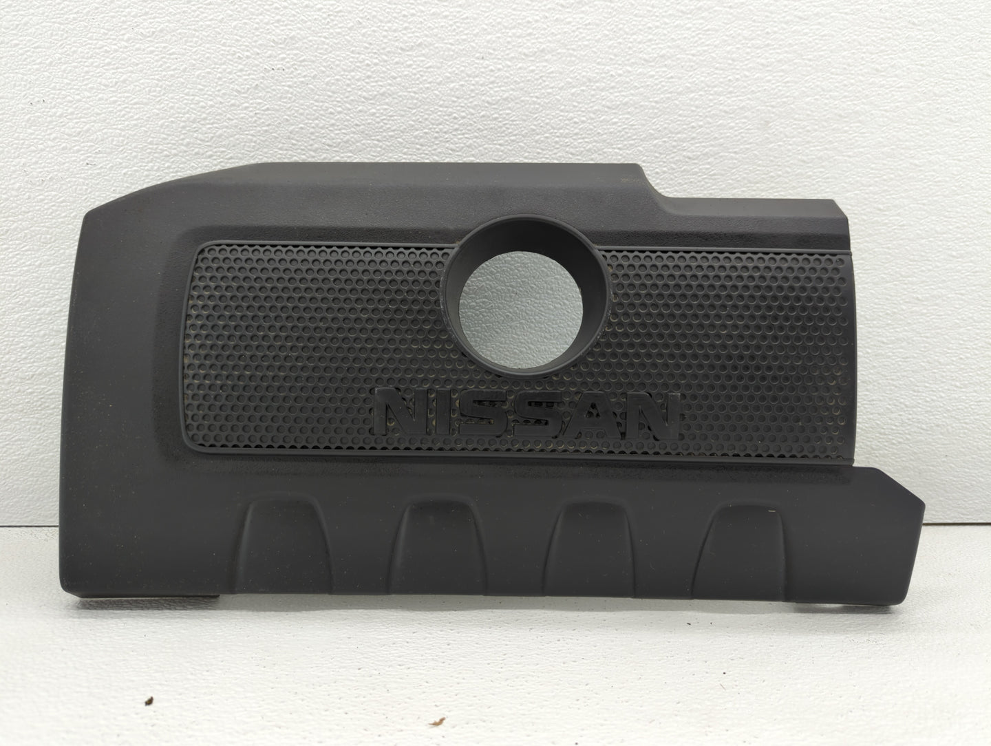 2017 Nissan Sentra Engine Cover - Oemusedautoparts1.com