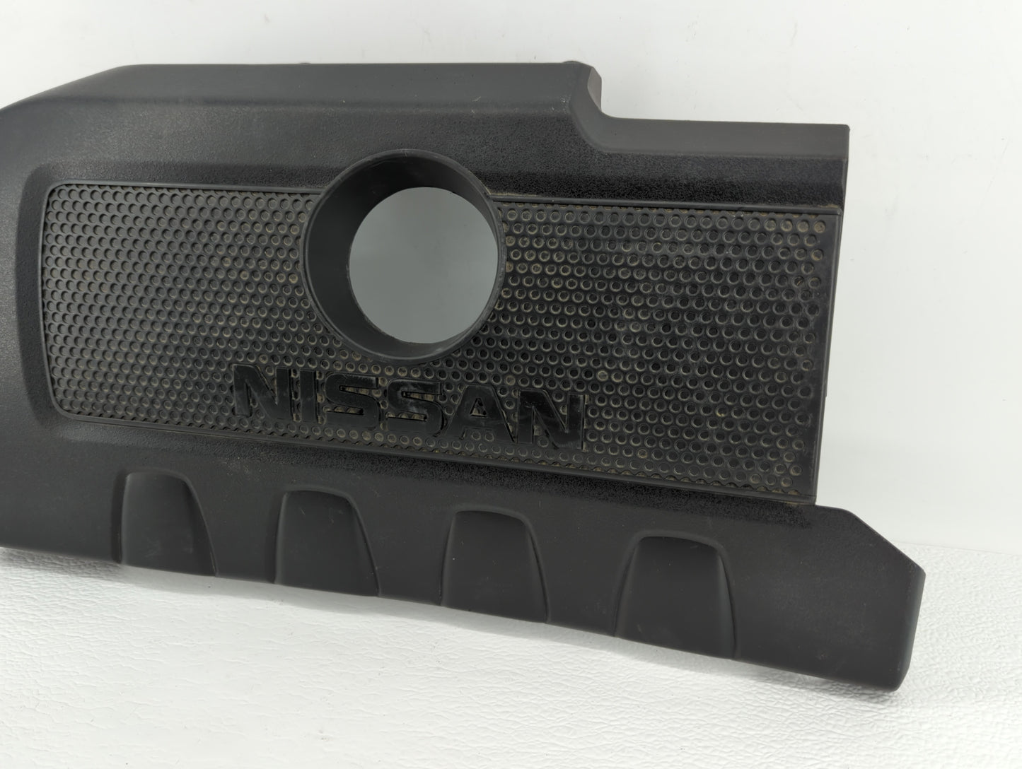 2017 Nissan Sentra Engine Cover - Oemusedautoparts1.com