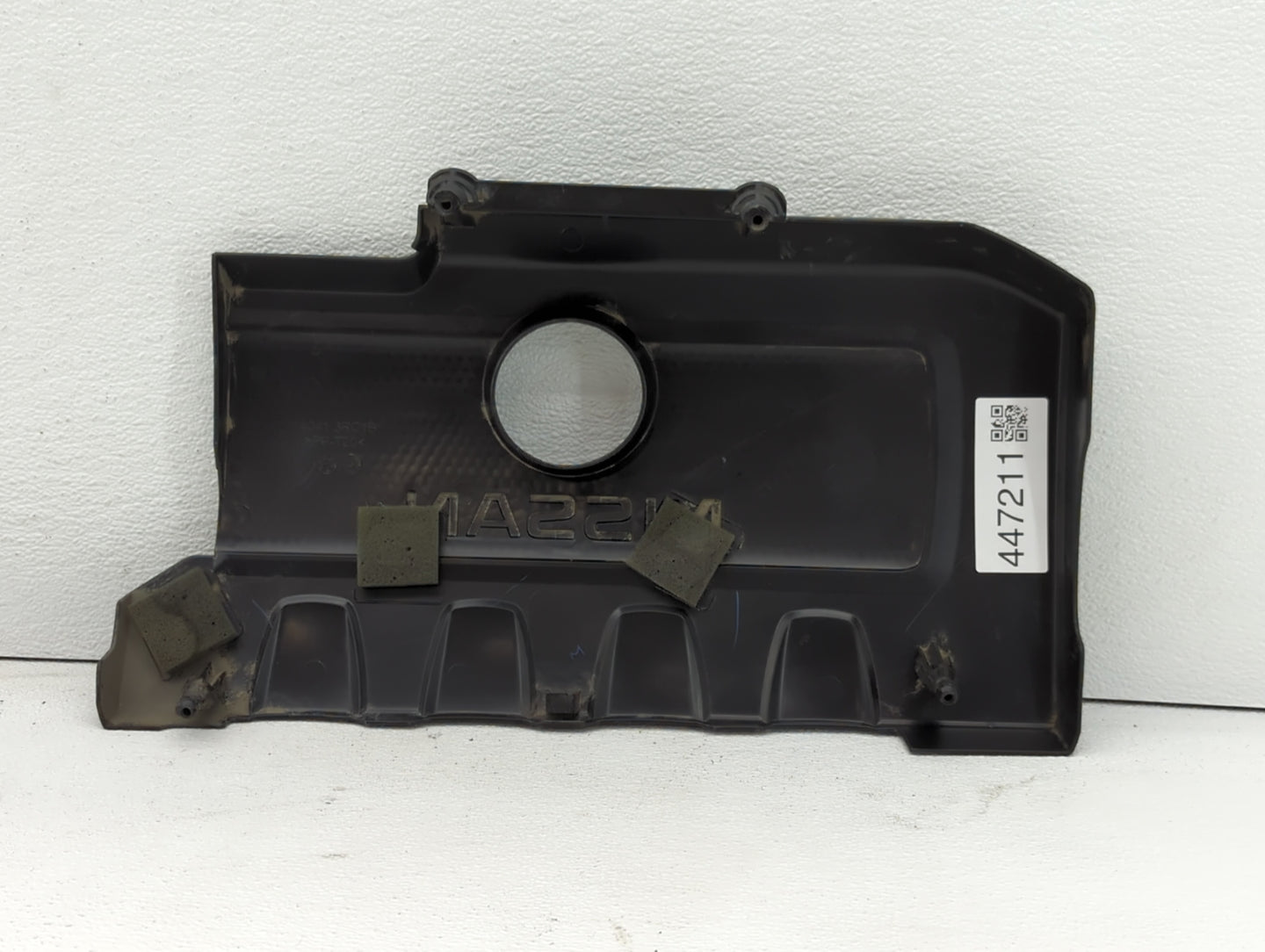 2017 Nissan Sentra Engine Cover - Oemusedautoparts1.com