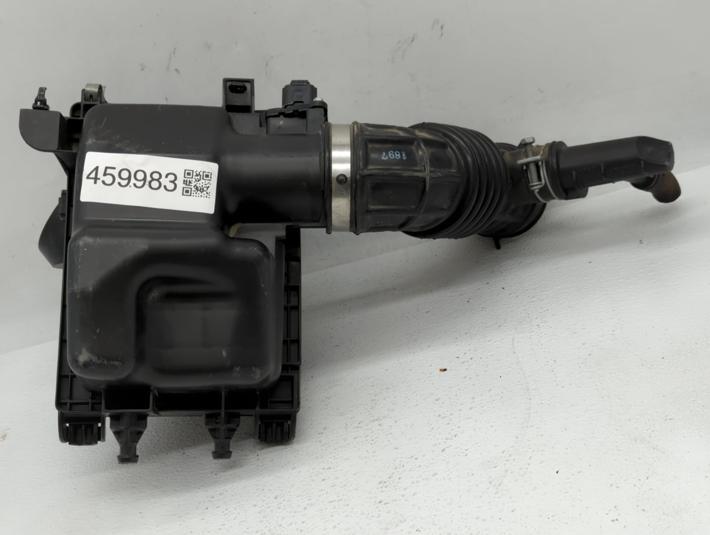 2017 Nissan Sentra Air Cleaner Intake-duct Hose Tube - Oemusedautoparts1.com
