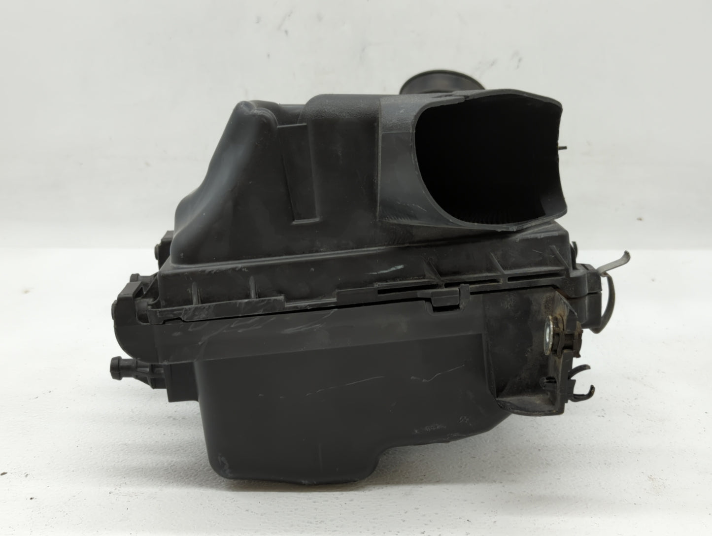 2017 Nissan Sentra Air Cleaner Intake-duct Hose Tube - Oemusedautoparts1.com