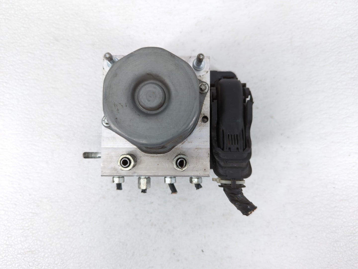 2016-2018 Nissan Sentra ABS Pump Control Module Replacement P/N:47660 5UD0C 47660 4FU0C Fits Fits 2016 2017 2018 OEM Used Au