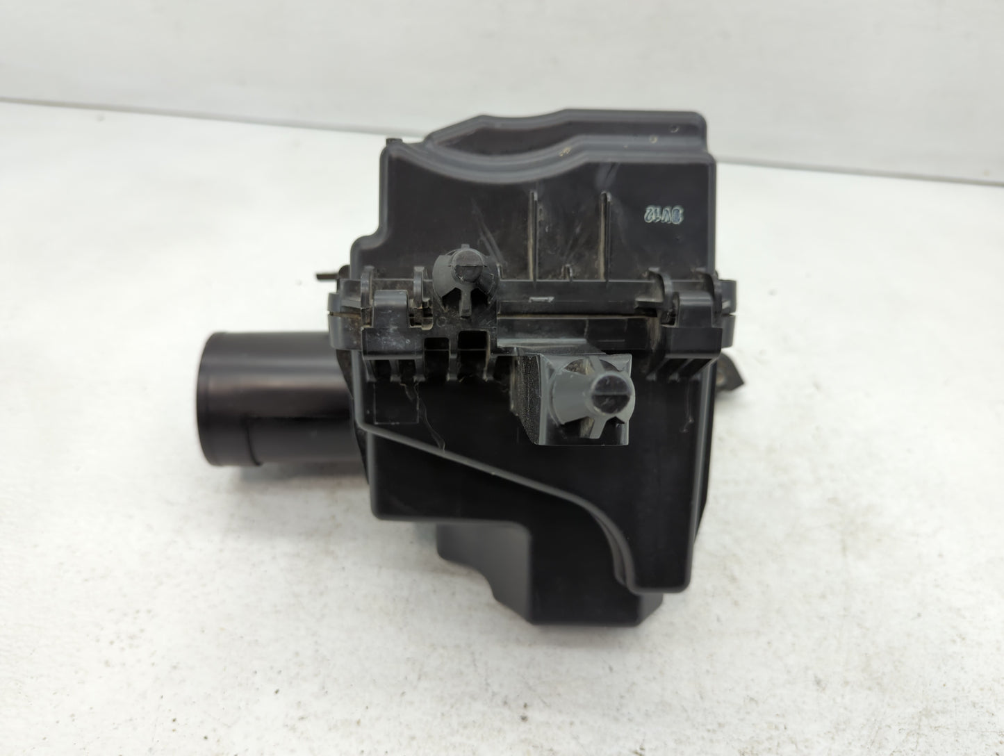 2017 Nissan Sentra Air Cleaner Intake-duct Hose Tube - Oemusedautoparts1.com