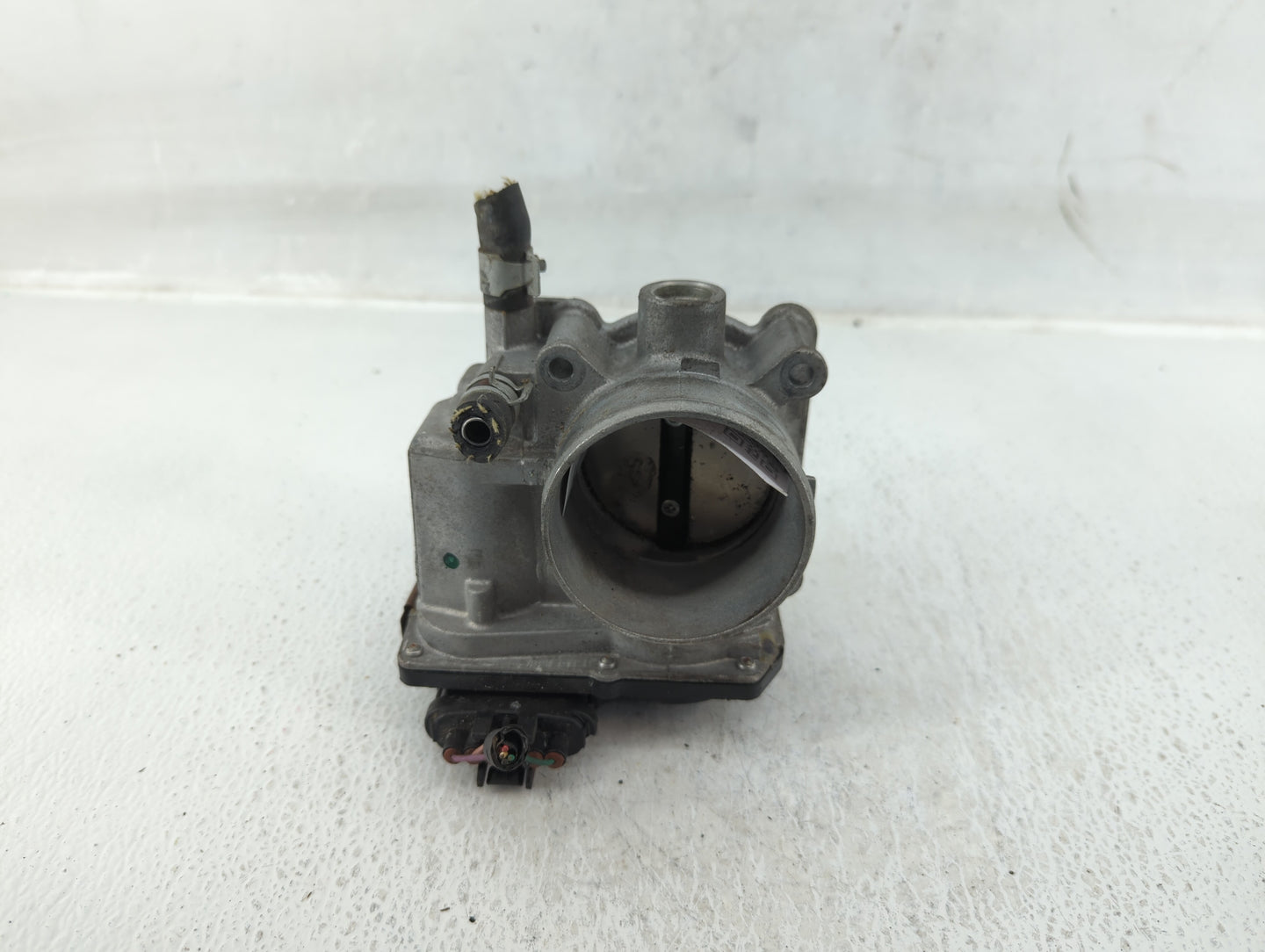 2013-2019 Nissan Sentra Throttle Body P/N:3RA60-01 Fits Fits 2013 2014 2015 2016 2017 2018 2019 OEM Used Auto Parts - Oemuse
