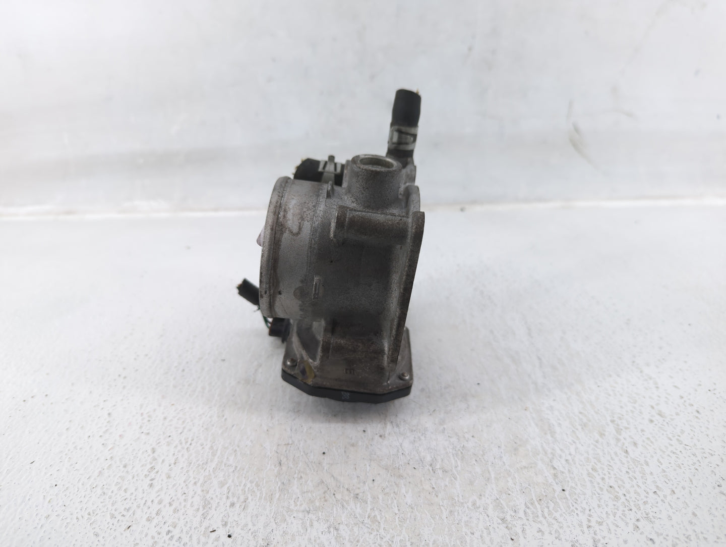 2013-2019 Nissan Sentra Throttle Body P/N:3RA60-01 Fits Fits 2013 2014 2015 2016 2017 2018 2019 OEM Used Auto Parts - Oemuse
