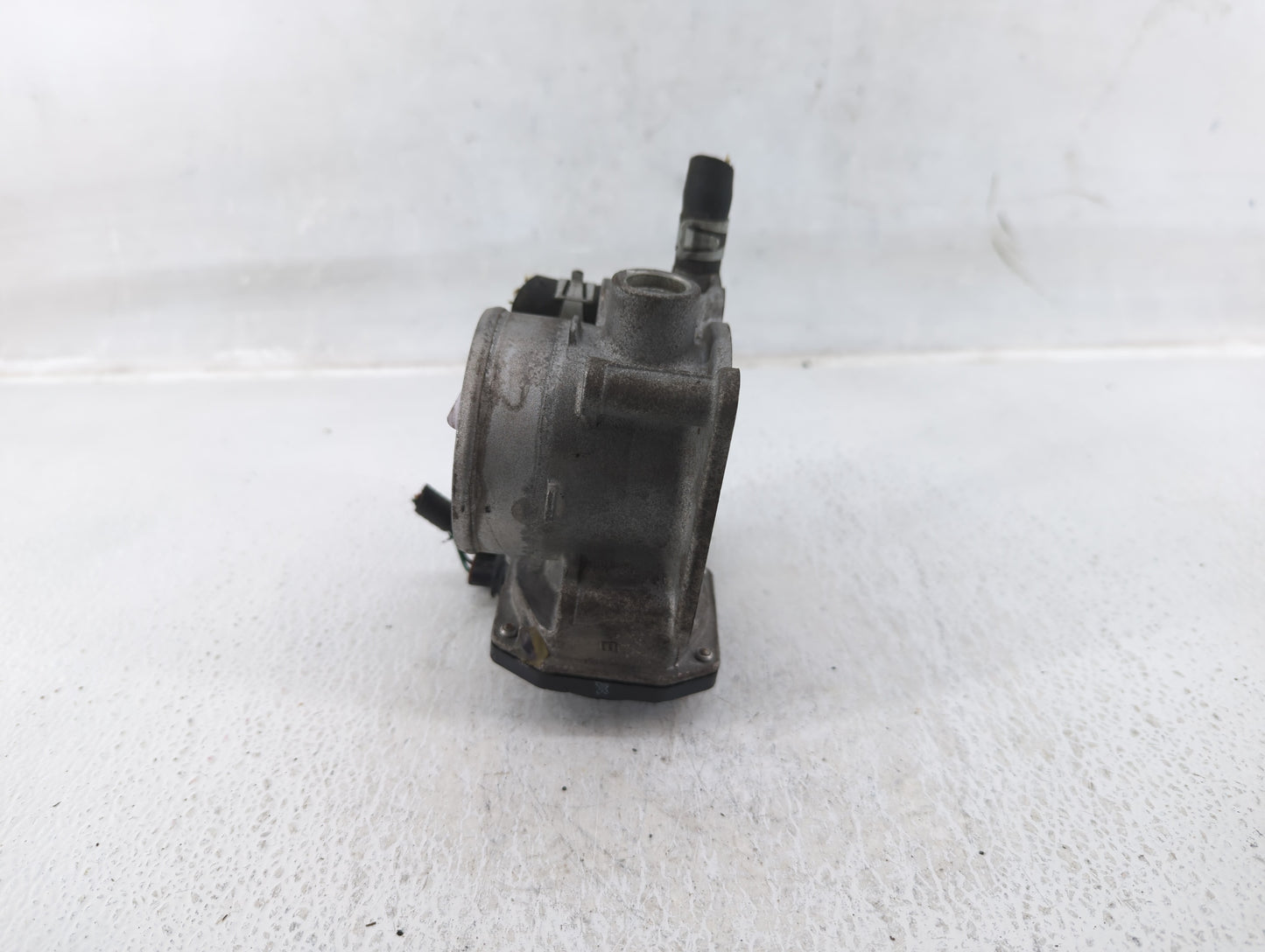 2013-2019 Nissan Sentra Throttle Body P/N:3RA60-01 Fits Fits 2013 2014 2015 2016 2017 2018 2019 OEM Used Auto Parts - Oemuse