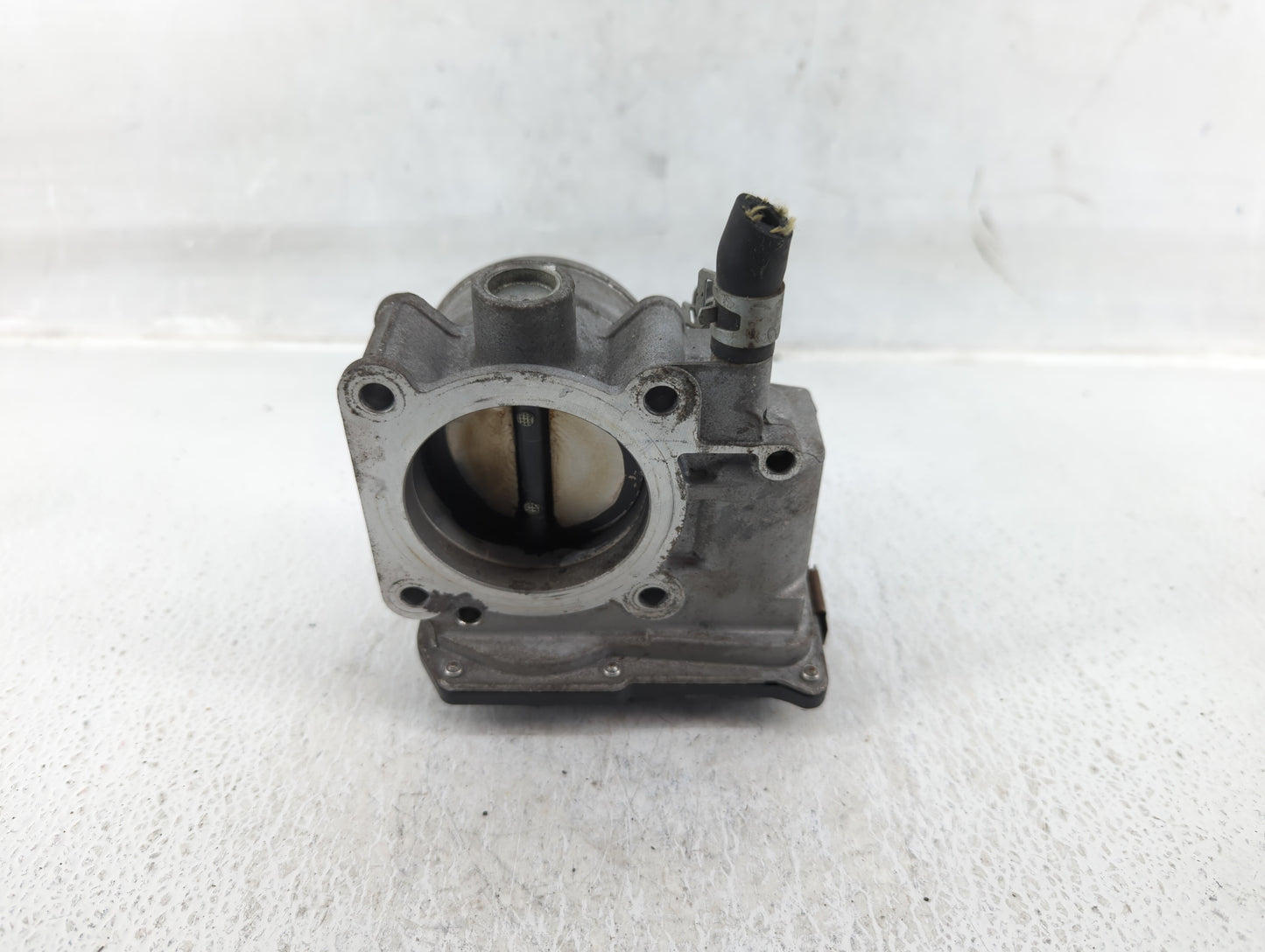 2013-2019 Nissan Sentra Throttle Body P/N:3RA60-01 Fits Fits 2013 2014 2015 2016 2017 2018 2019 OEM Used Auto Parts - Oemuse