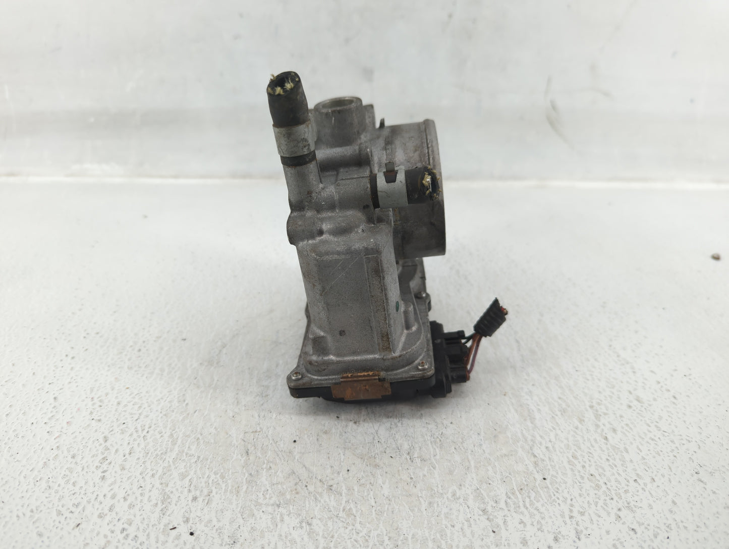 2013-2019 Nissan Sentra Throttle Body P/N:3RA60-01 Fits Fits 2013 2014 2015 2016 2017 2018 2019 OEM Used Auto Parts - Oemuse