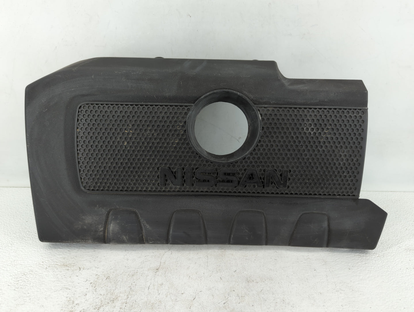 2017 Nissan Sentra Engine Cover - Oemusedautoparts1.com