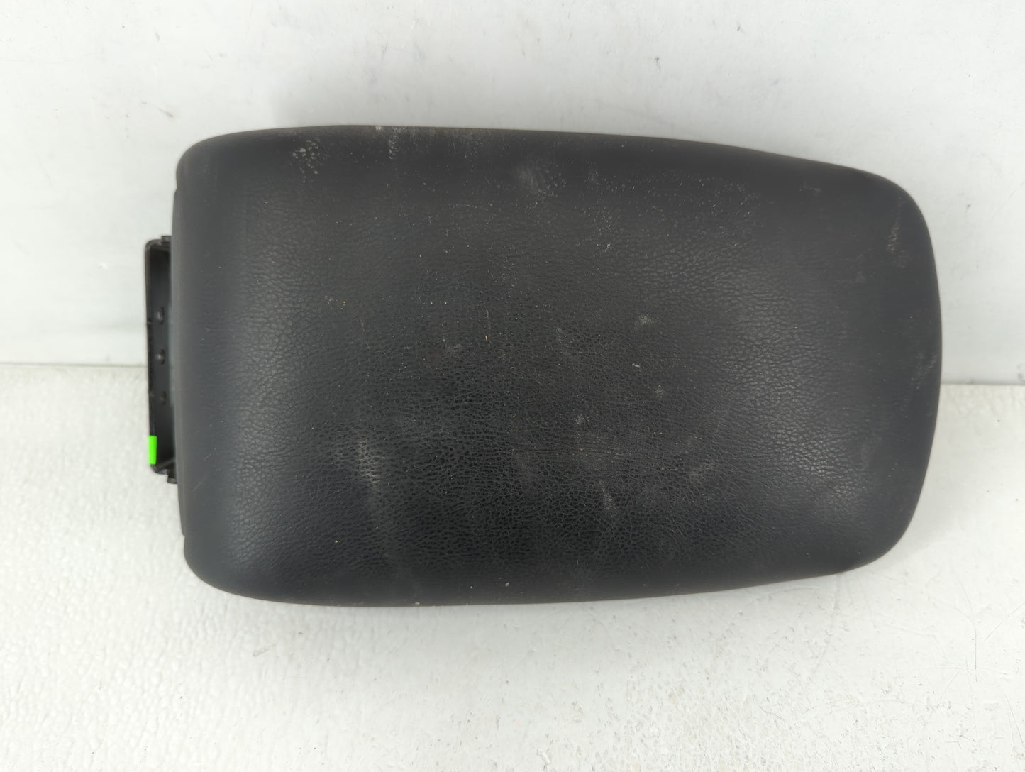 2017-2019 Nissan Sentra Center Console Armrest Cover Lid Black - Oemusedautoparts1.com