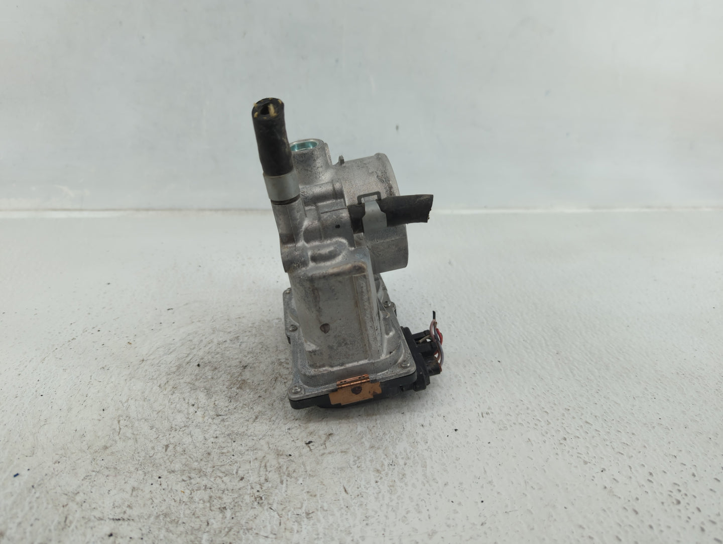 2013-2019 Nissan Sentra Throttle Body P/N:3RA60-01 C Fits Fits 2013 2014 2015 2016 2017 2018 2019 OEM Used Auto Parts - Oemu