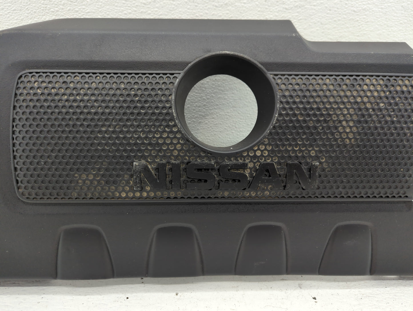 2017 Nissan Sentra Engine Cover - Oemusedautoparts1.com