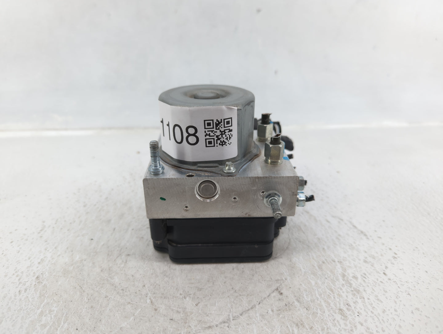 2016-2019 Nissan Sentra ABS Pump Control Module Replacement P/N:47660 4FU0C Fits Fits 2016 2017 2018 2019 OEM Used Auto Part