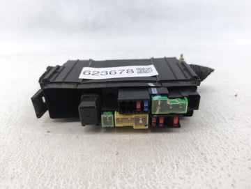 2013-2019 Nissan Sentra Fusebox Fuse Box Panel Relay Module P/N:7154-7223-30 284B7-3SG1A Fits OEM Used Auto Parts