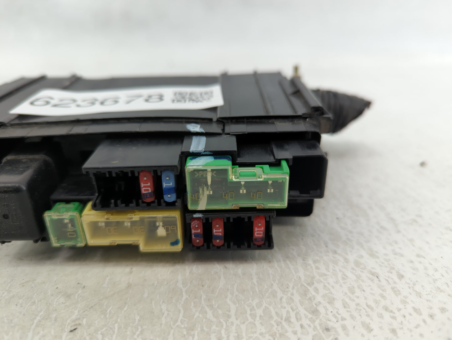 2013-2019 Nissan Sentra Fusebox Fuse Box Panel Relay Module P/N:7154-7223-30 284B7-3SG1A Fits OEM Used Auto Parts - Oemuseda