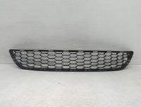 2016-2019 Nissan Sentra Front Grille Bumper Not Included - Oemusedautoparts1.com