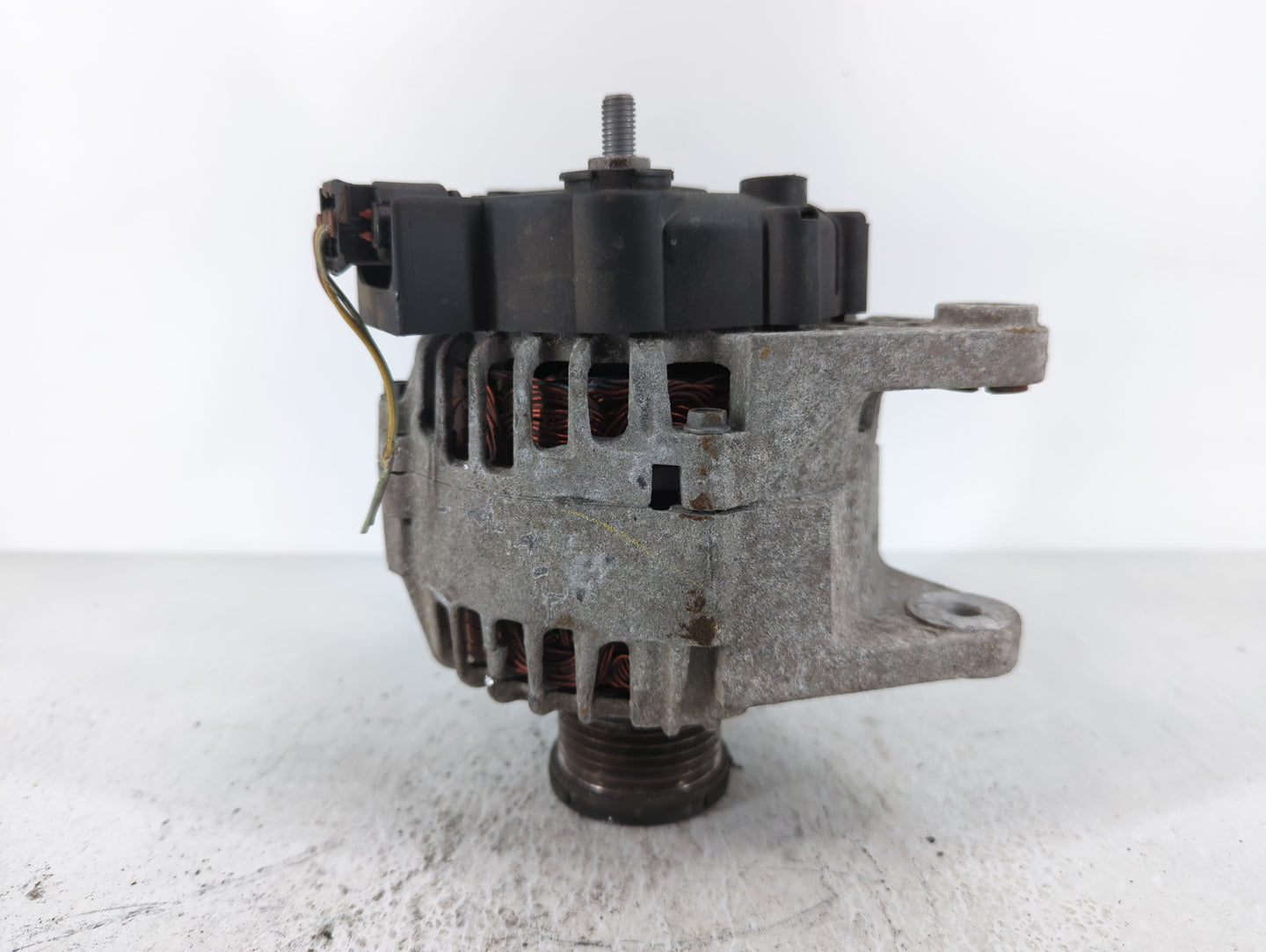 2013-2019 Nissan Sentra Alternator Replacement Generator Charging Assembly Engine OEM P/N:2611855 E 23100 3SH2B Fits OEM Use