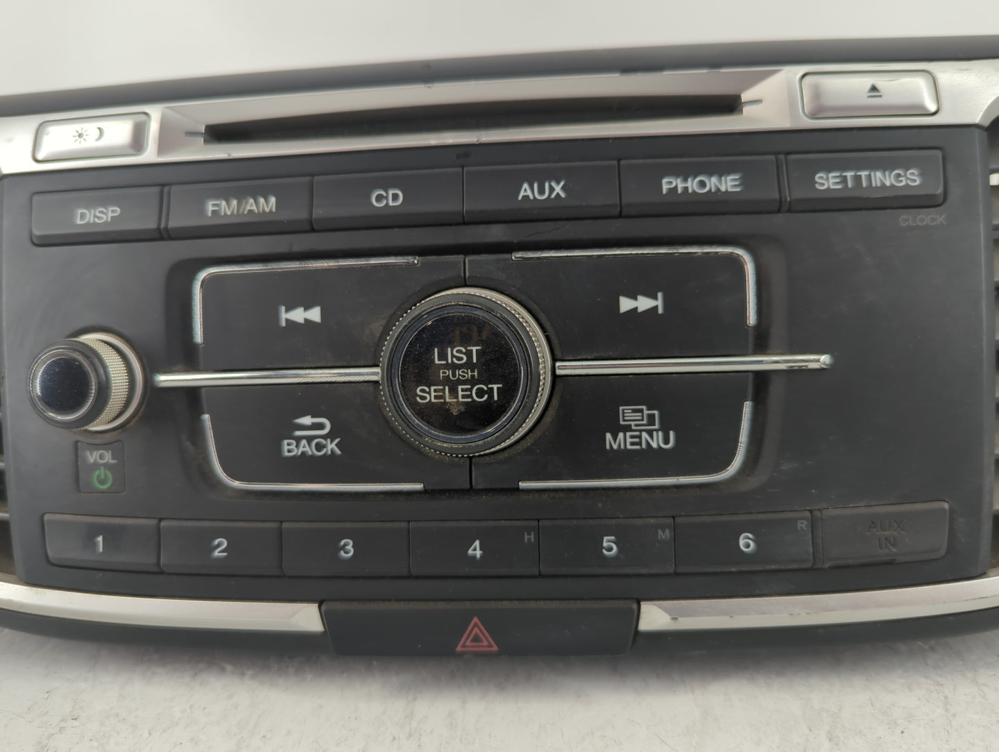 2017-2019 Nissan Sentra Am Fm Cd Player Radio Receiver - Oemusedautoparts1.com